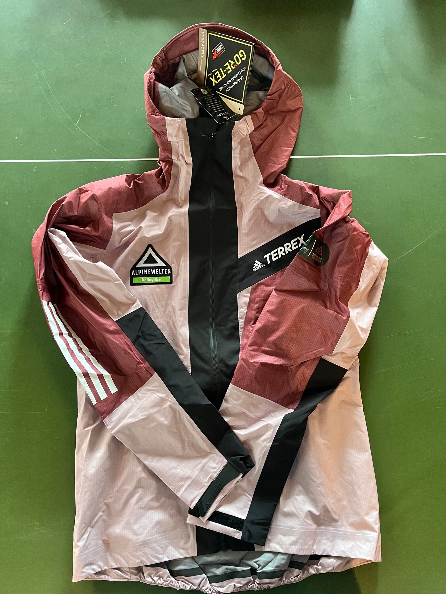 W T Light Gtx Jacket