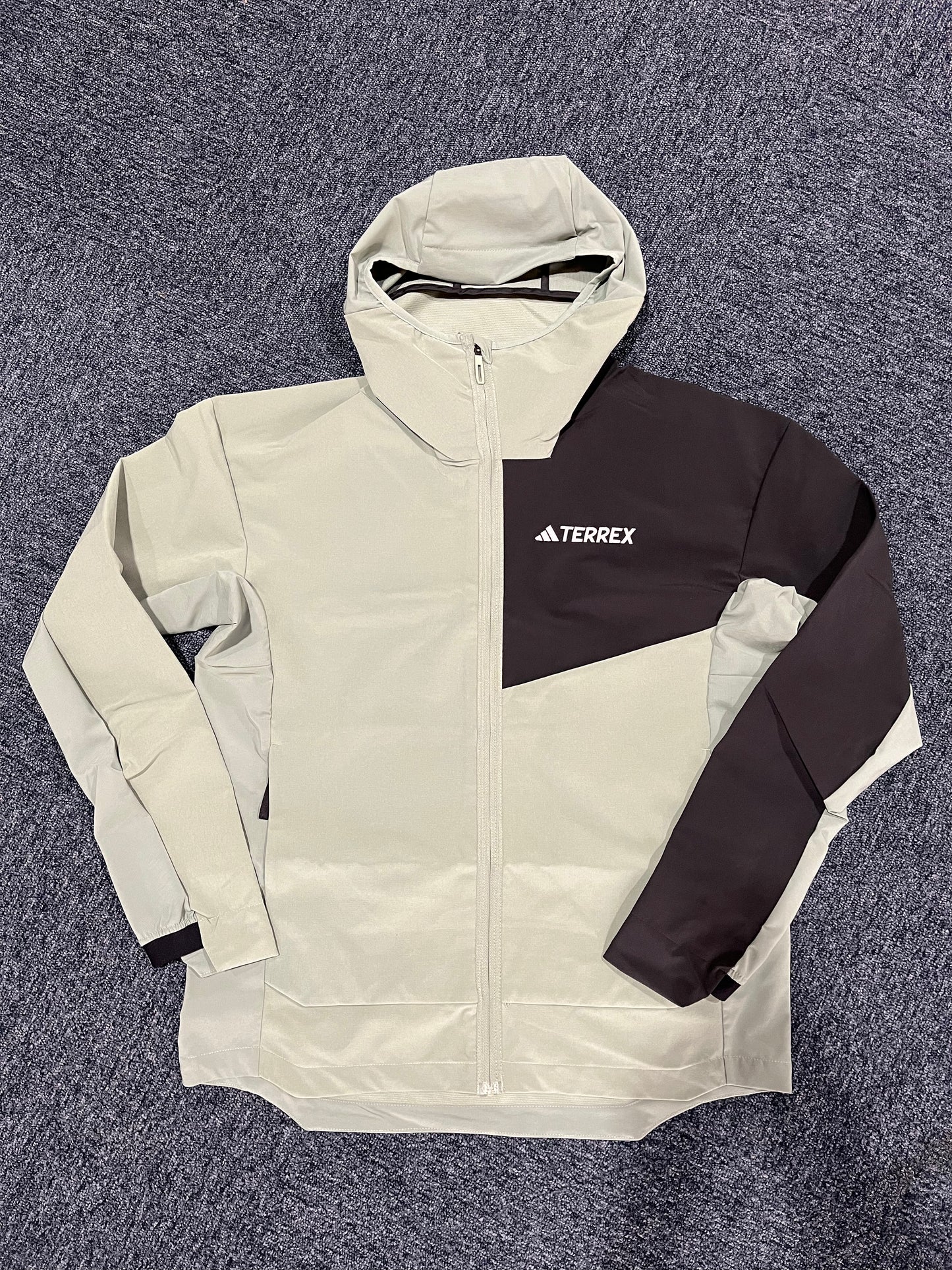MT Sosh Ja, Softshelljacke